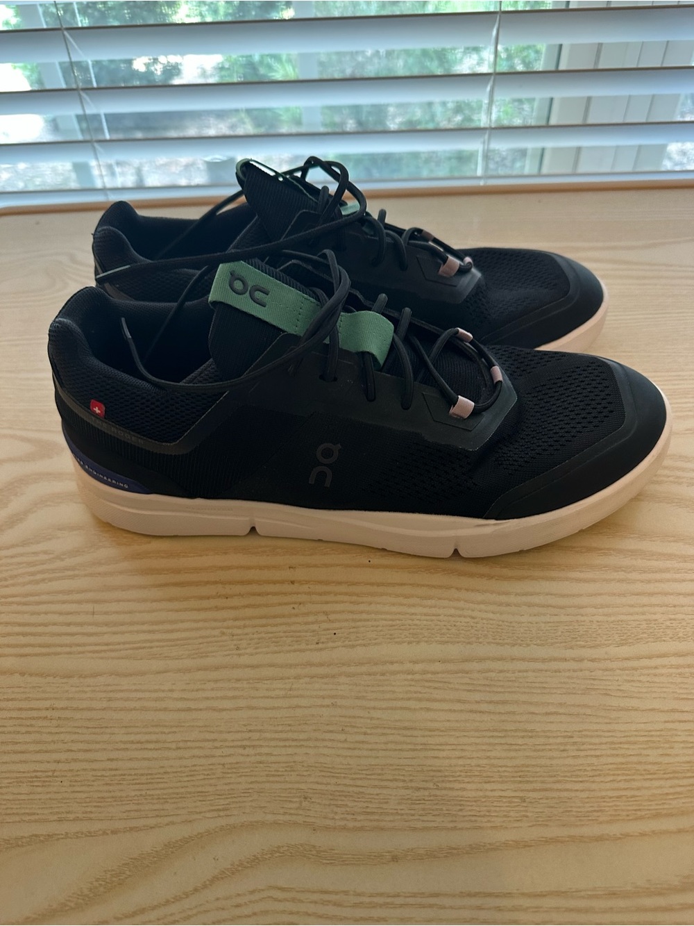 On Running Cloud Women’s Sneakers